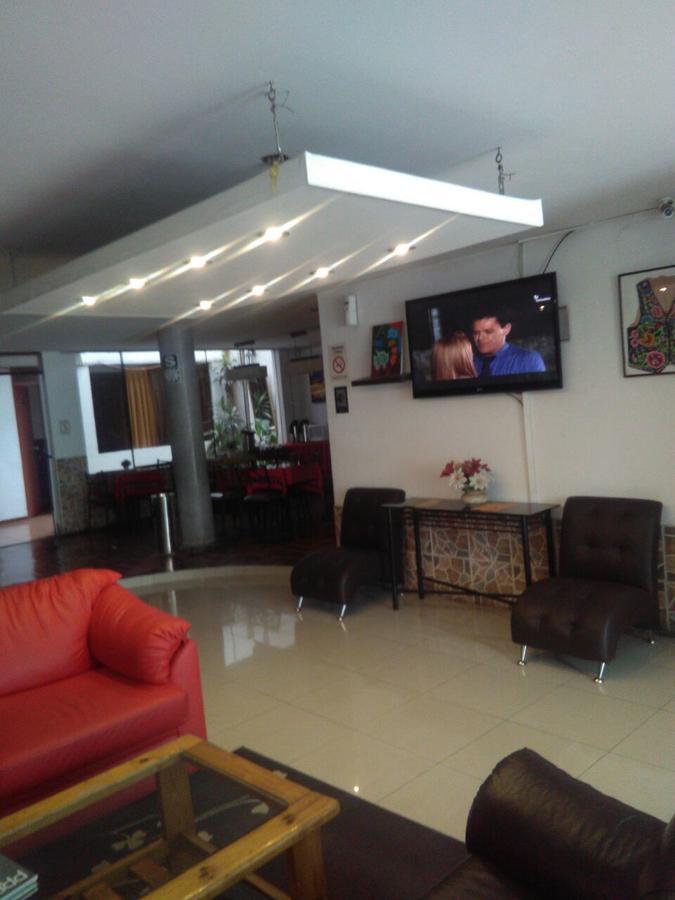 לימה Casahotel Jockey Plaza Mall מראה חיצוני תמונה